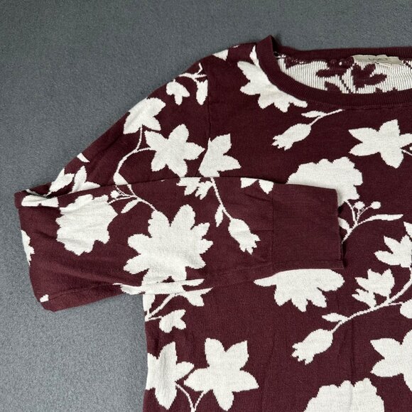 LOFT Outlet Womens Medium Red White Floral Round Neck Pullover Sweater - Picture 3 of 8